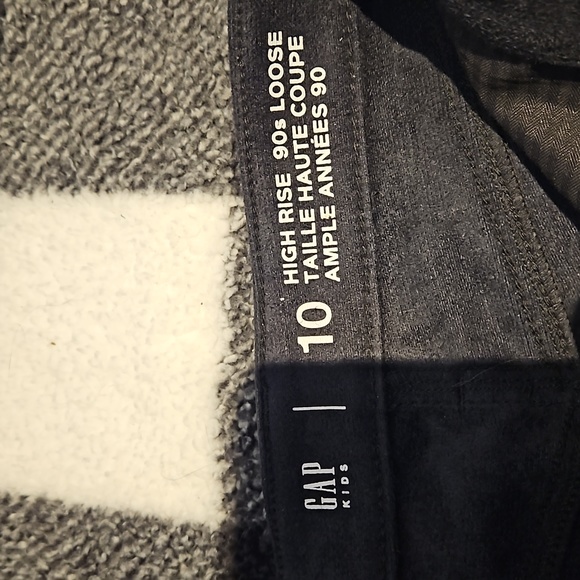 Pair of black size 10 faux leather pants - Picture 3 of 4